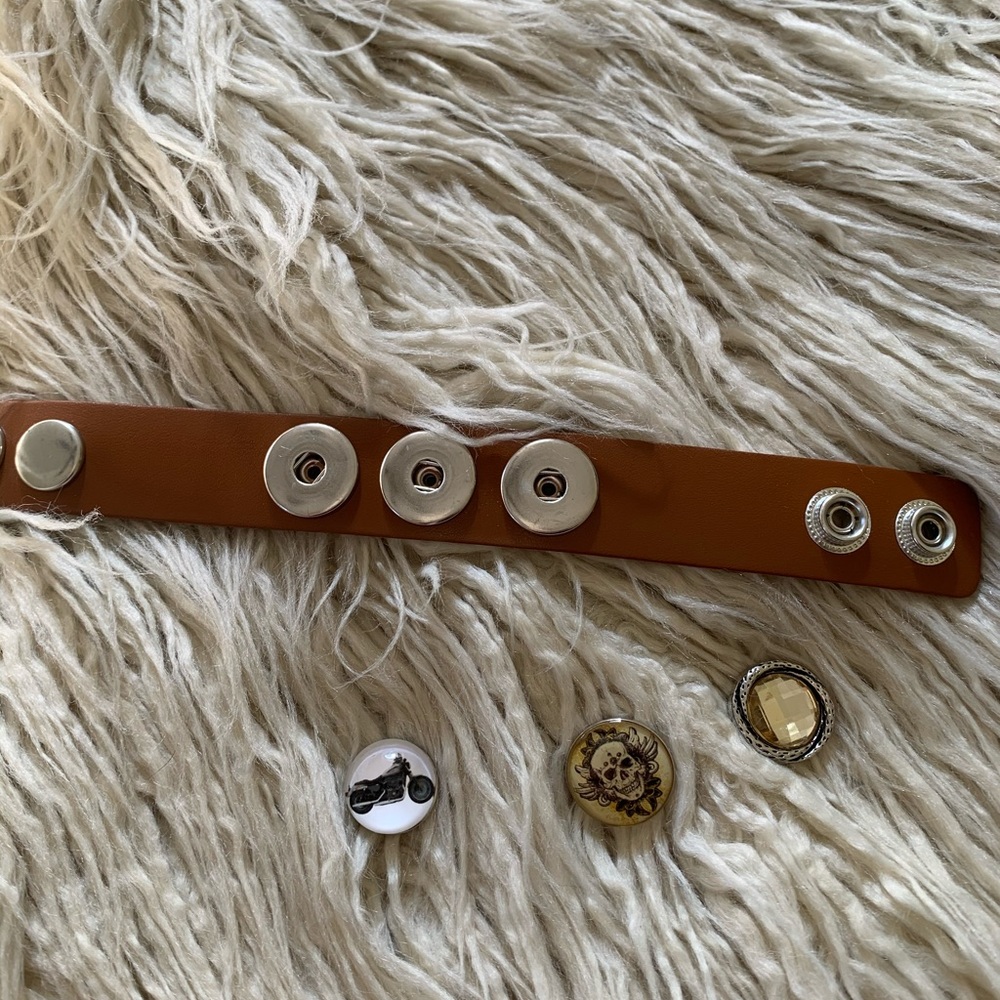 3 charms snap leather bracelet motorcycle skull